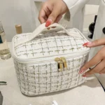 2026 New Women's Bag Knitted Style Makeup Bag Portable Portable Portable Makeup Bag Fashionable Large Storage Bag BX100 - Image 4