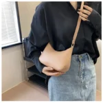 Fashionable and Trendy Solid-Color Handbag, Simple and New Small Square Bag, Stylish and High-Quality Single-Shoulder Armpit Bag - Image 6